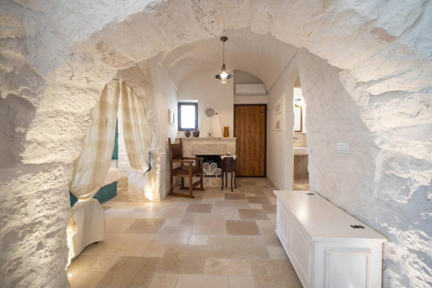 Valle D'Itria Trulli E Alcova Mikael Cisternino Exterior photo