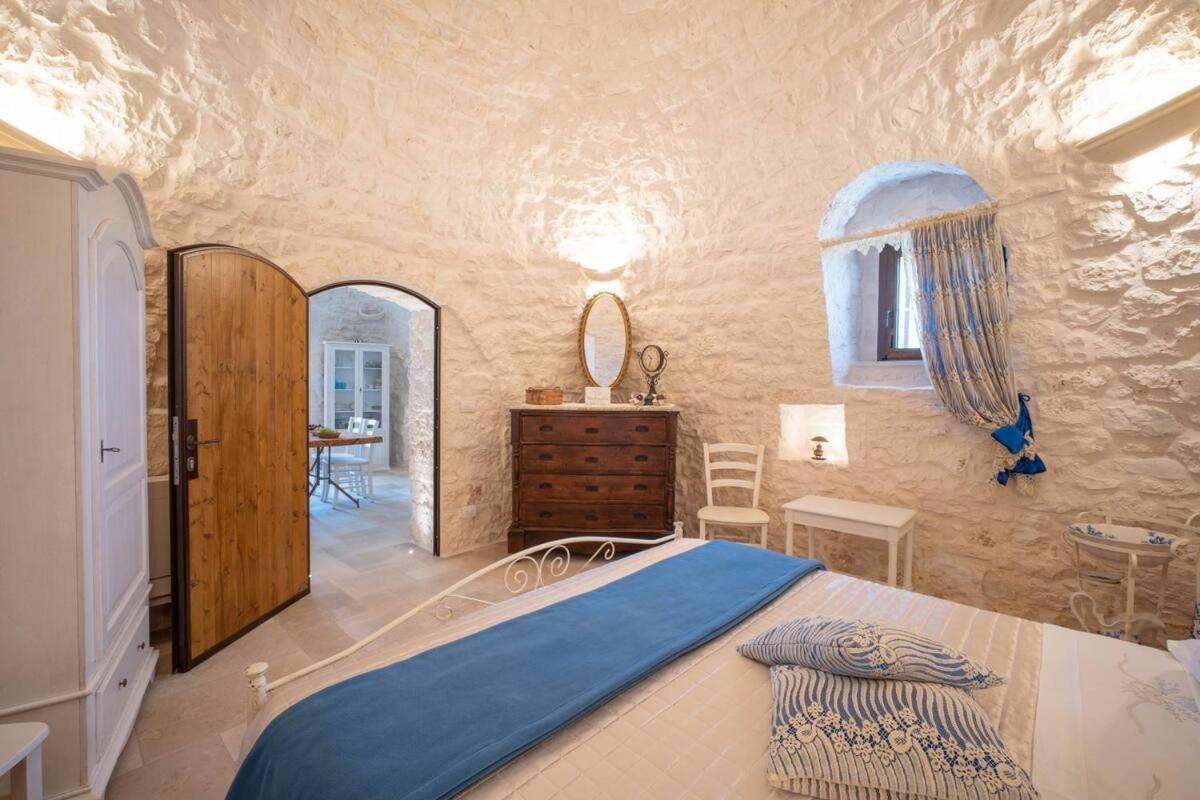 Valle D'Itria Trulli E Alcova Mikael Cisternino Exterior photo